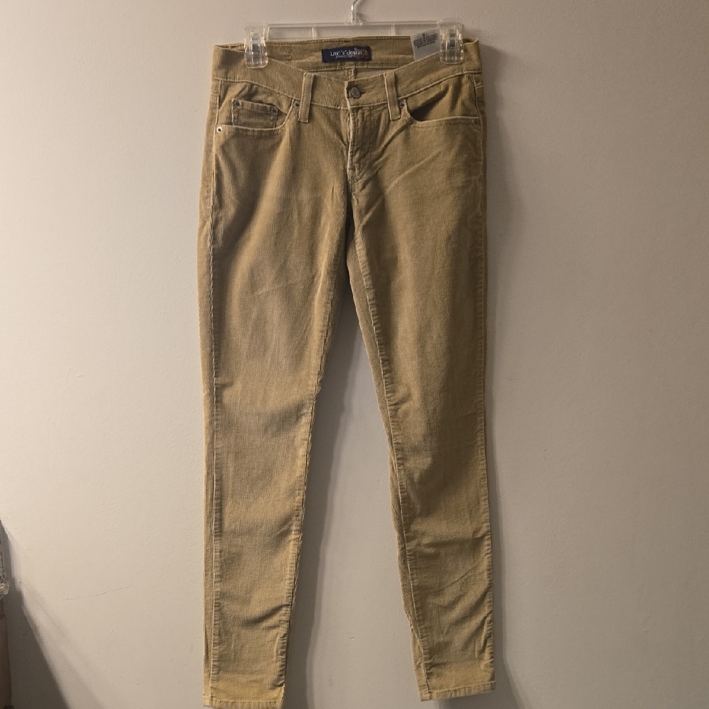 Levi's Tan Ankle Pants